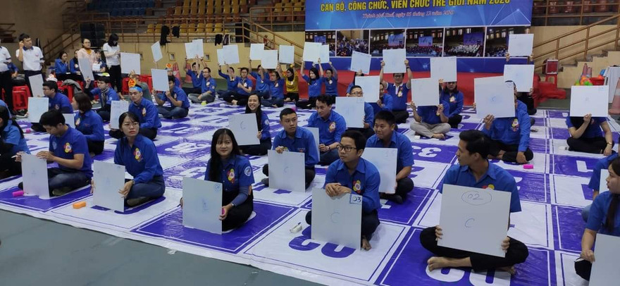 Thi cán bộ công chức, viên chức giỏi theo hình thức "Rung chuông vàng".