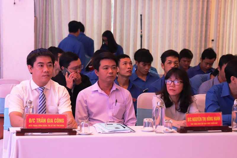 Diễn đàn do Tỉnh Đoàn Thừa Thiên Huế tổ chức nhằm góp phần làm rõ đang vấn đề được nhiều người quan tâm là làm thế nào để sử dụng mạng xã hội hiệu quả và có trách nhiệm