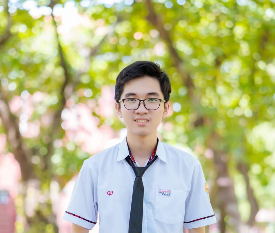 "Cậu bé Vàng" Hồ Việt Đức.