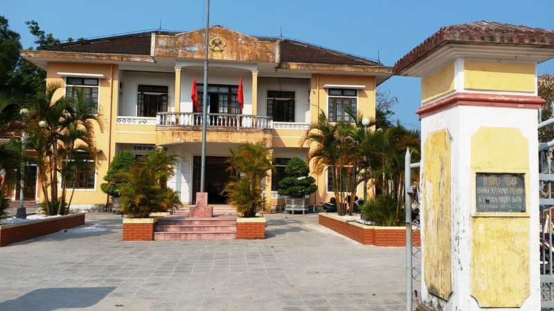 UBND xã Vinh Thanh (huyện Phú Vang) - nơi vừa có hai cán bộ xã xin thôi việc vì áp lực, lương thấp