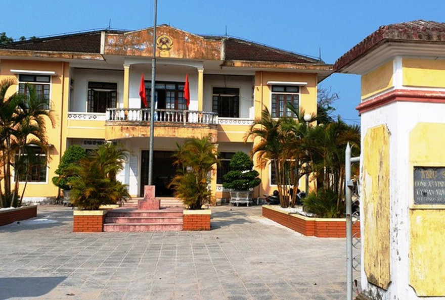 Theo lãnh đạo UBND xã Vinh Thanh, cho biết, hiện chưa có kết luận cuối cùng về nguyên nhân sự việc.