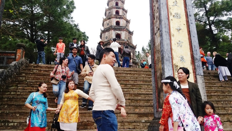 Người dân cố đô Huế trẩy hội du Xuân