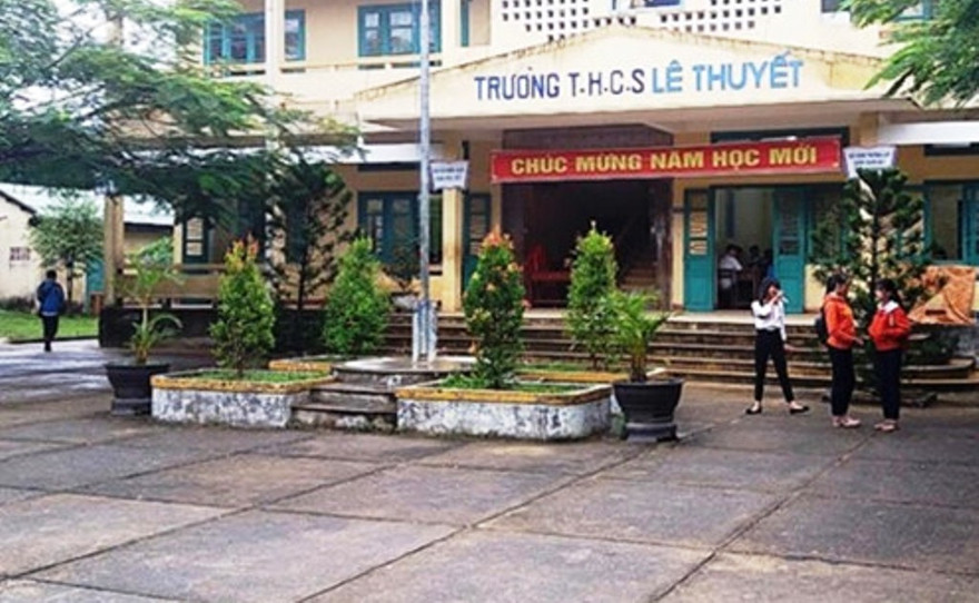 Trường THCS Lê Thuyết