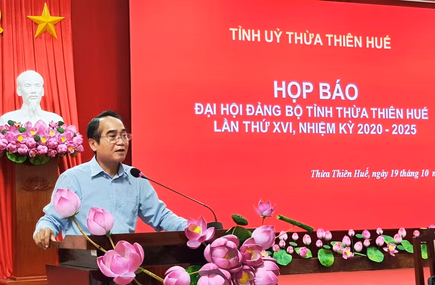 Ông Bùi Thanh Hà, Phó Bí thư Thường trực Tỉnh ủy TT-Huế, cho biết, tại đại hội lần này sẽ không tặng quà lưu niệm cho đại biểu, nhằm tránh gây lãng phí không cần thiết.