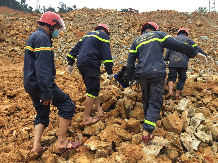 Thi thể thứ 5 được tìm thấy vào chiều 24/10 tại Rào Trăng 3.