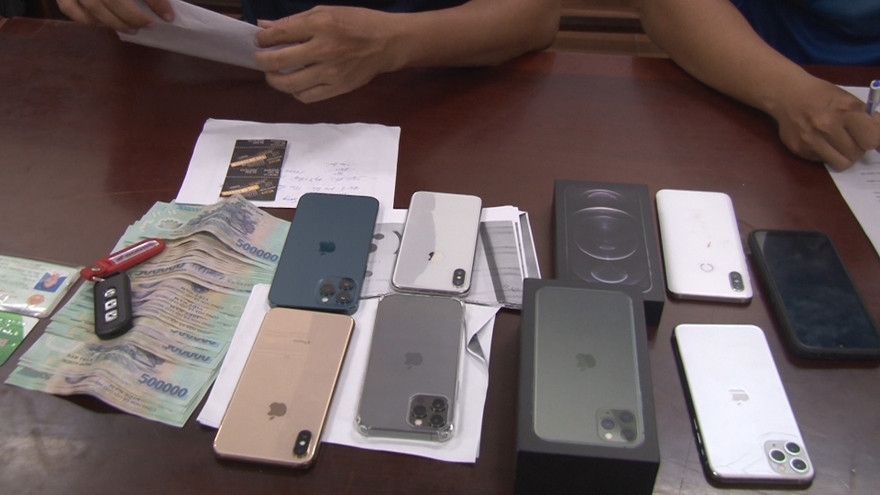 Tang vật vụ án.