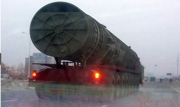 Tên lửa đạn đạo DF-41. Ảnh: Vpk