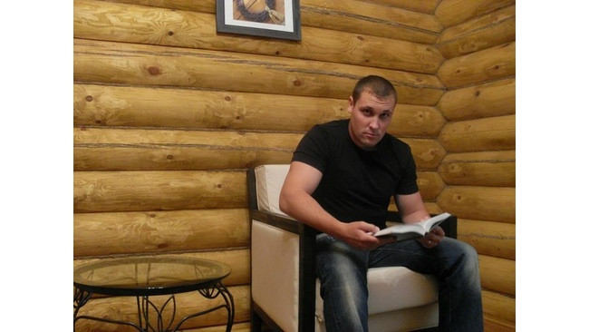 Sĩ quan Vadim Tumakov. Ảnh: Orenday 