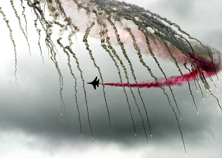 [VIDEO] Xem ‘Hiệp sĩ Nga’ phô diễn giữa trời xanh 