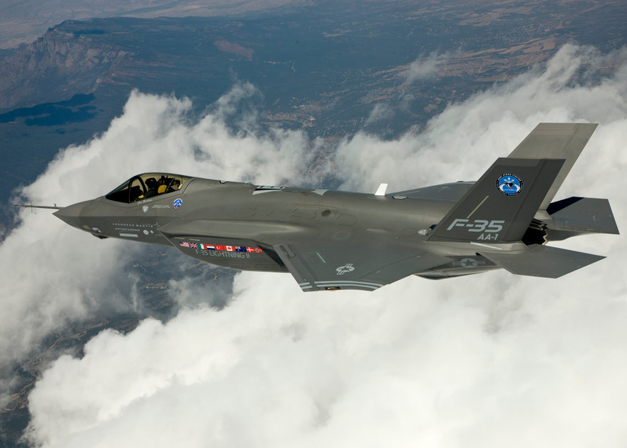 Chiến đấu cơ thế hệ 5 F-35 Lightning II 