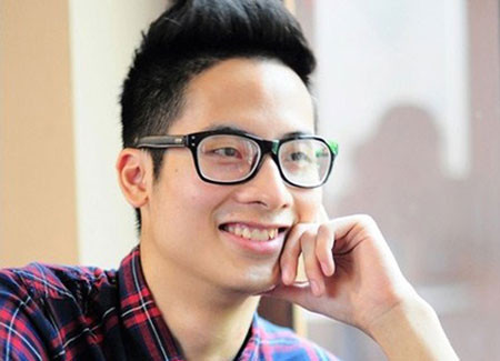 JVevermind tên thật là Trần Đức Việt, sinh năm 1992