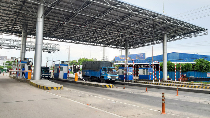 Giao thông trên QL 91 đoạn qua trạm T2 thông thoáng trước quyết định tạm dừng thu phí ngày 25-5