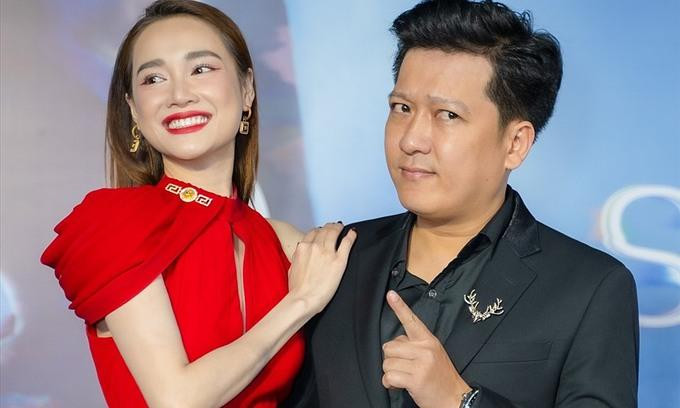 Không chỉ Nhã Phương, ông xã Trường Giang cũng từng bị tố thiếu chuyên nghiệp