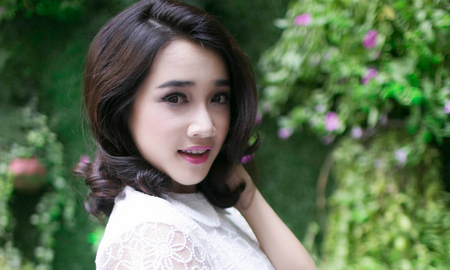 Nhã Phương xinh đẹp sau 1 tháng đóng phim ở Hàn Quốc