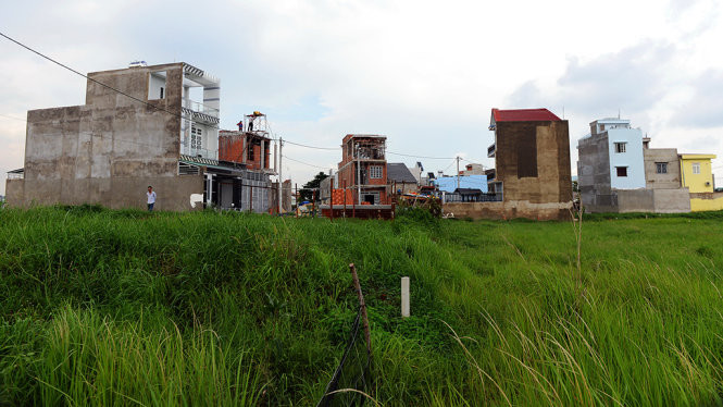 TPHCM yêu cầu xử lý sai phạm đất đai ở huyện Hóc Môn