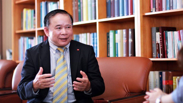 Thứ trưởng Bùi Văn Ga