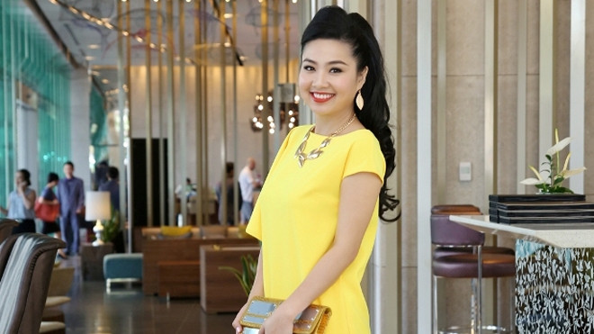 Lê Khánh xinh đẹp, rạng rỡ ra mắt phim 'Ly hôn'