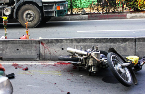 Nữ sinh tử nạn trên đường đi thi đại học về