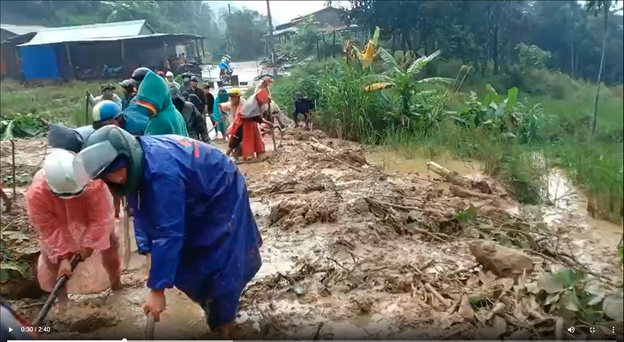 Sau mỗi đợt mưa lớn, người dân miền núi Quảng Nam lại nơm nớp lo đồi sập. 