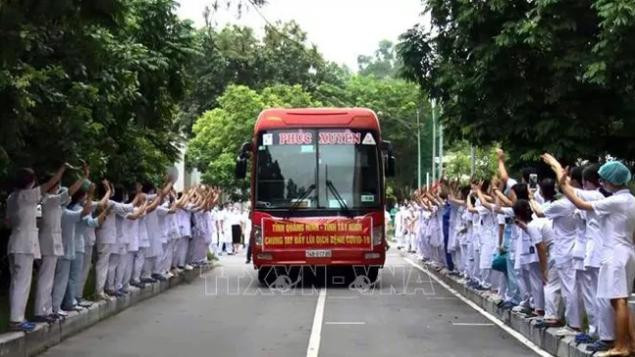 Đề nghị phong danh hiệu Liệt sỹ đối với cán bộ y tế tử vong khi chống dịch