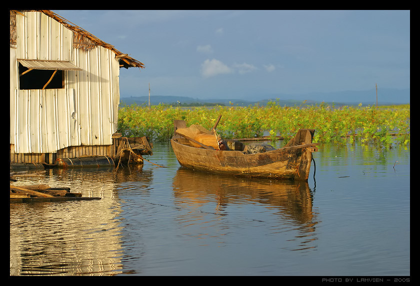Bắt tạm giam người điều khiển ghe làm chết 3 người trên hồ Trị An