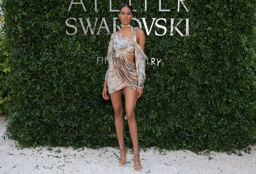 Vóc dáng tuyệt mỹ của thiên thần da màu sexy nhất hành tinh 