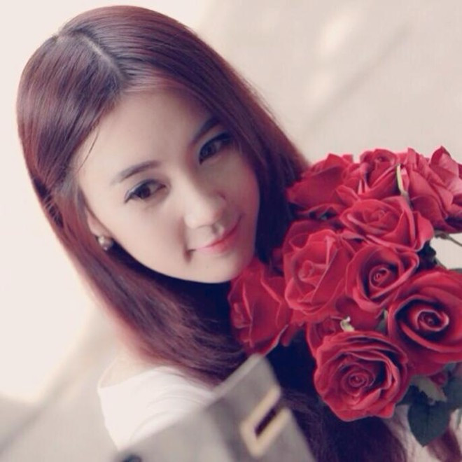 Cô giáo dạy Lịch sử xinh đẹp ở trường Việt Úc