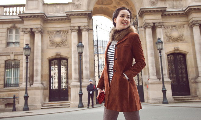 Mai Phương Thúy chân dài miên man dạo phố Paris