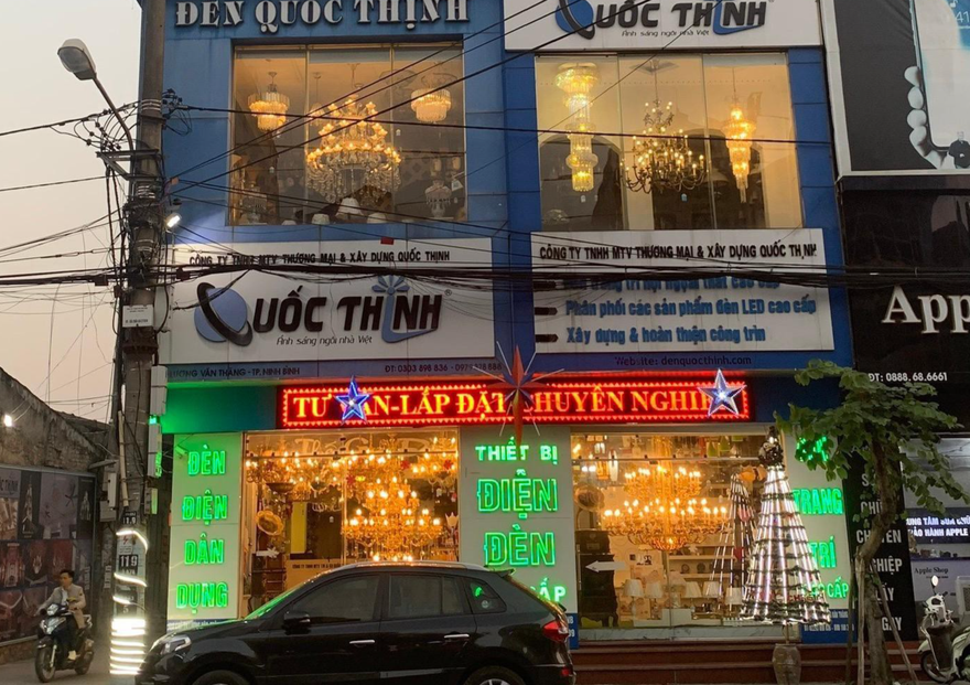 Hai trong số 3 căn nhà của ông Thịnh được bán với giá 100 triệu đồng/căn 