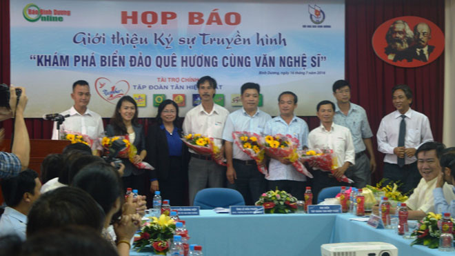 Đội ngũ những người làm phim. 