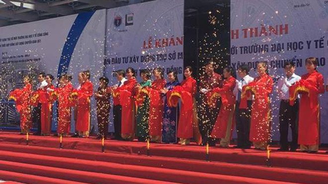 Chủ tịch Quốc hội dự lễ khánh thành trụ sở mới Đại học y tế công cộng