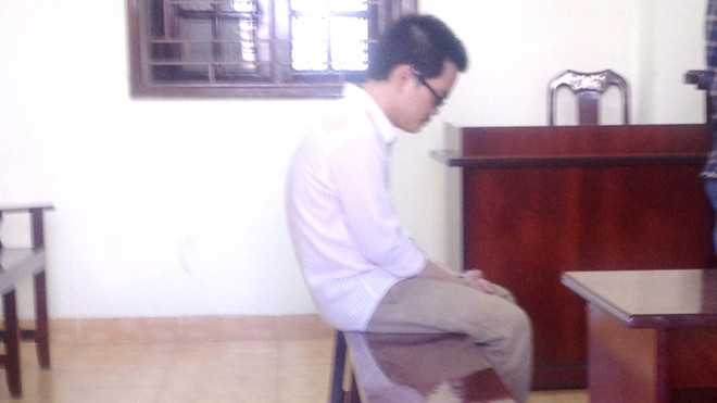 Tên cướp tiệm vàng giữa ban ngày Trần Chí Lương lãnh án 7 năm tù.