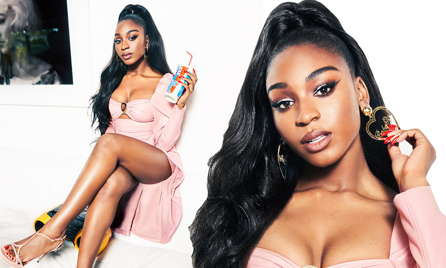 Sao nữ thích hở bạo phô vóc dáng 'nảy lửa' khiến cánh mày râu 'chao đảo'