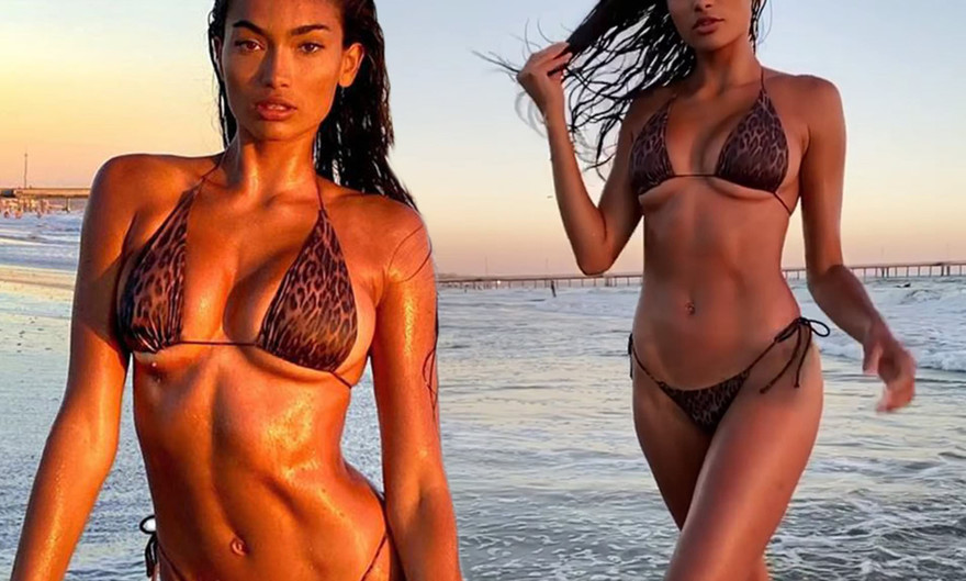 Kelly Gale nóng bỏng 'từng cm' với bikini bé xíu