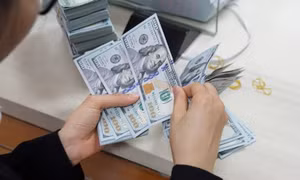 Gần 8 tỷ USD kiều hối vừa đổ về TPHCM 