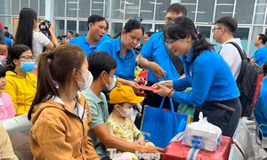 Hơn 350.000 công nhân TPHCM được chăm lo Tết 2026 như thế nào?