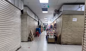 Cảnh tượng lạ ở chợ truyền thống TPHCM lúc cận Tết