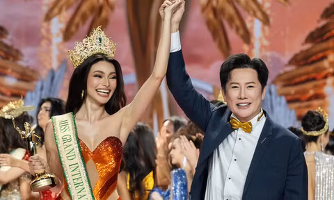 Ông Nawat đổi cách chọn Hoa hậu Hòa bình