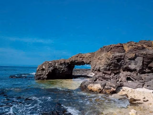 Học sinh lớp 6 đuối nước tử vong khi tắm biển ở Lý Sơn