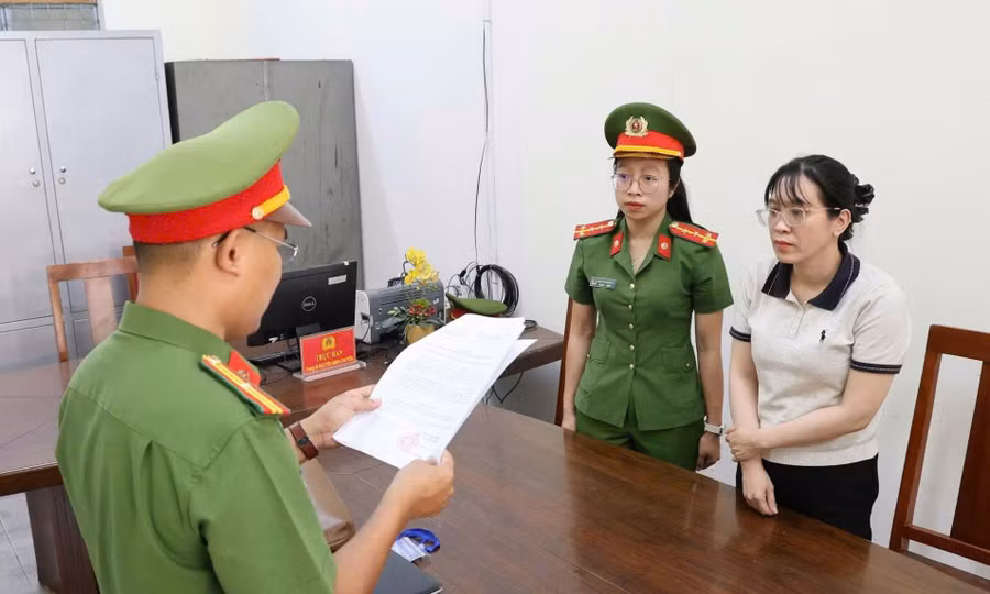 Bắt nữ giám đốc hợp thức doanh thu cho 3 doanh nghiệp, trốn thuế hơn 8,6 tỷ đồng