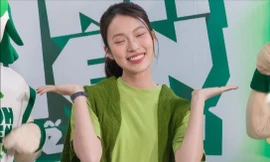 Double2T, Khánh Vy trở lại 'Sinh viên thế hệ mới'