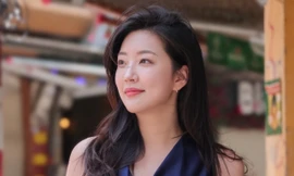 Nữ TikToker Hàn Quốc bị nghi đánh cô gái Việt