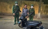 Bắt đối tượng đưa xe máy trộm cắp qua biên giới
