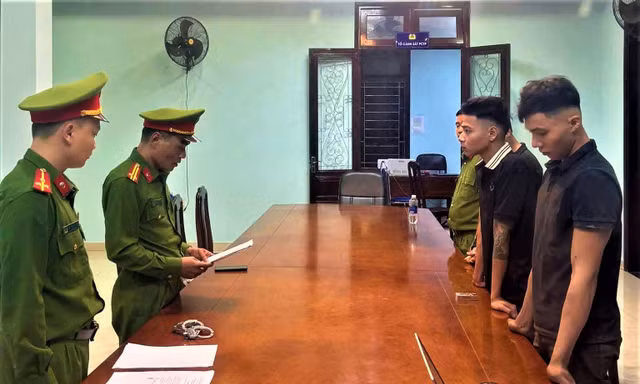 Bắt nhóm trộm cắp vật tư công trình mở rộng cao tốc La Sơn - Hòa Liên