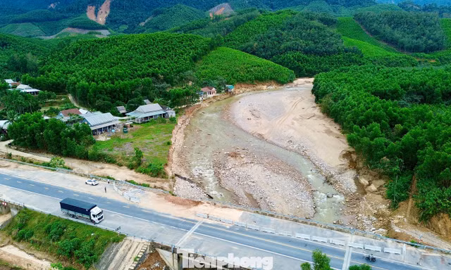 Phương án tổ chức giao thông tạm tuyến cao tốc La Sơn - Hòa Liên kéo dài đến khi nào?