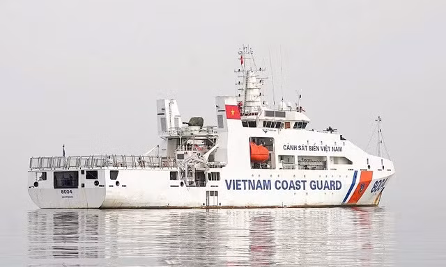 Tàu Cảnh sát biển sẽ đưa người dân Lý Sơn về quê đón Tết nếu thời tiết xấu