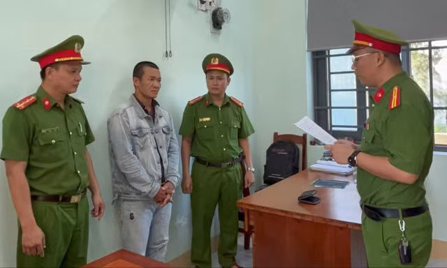 Bắt khẩn cấp kẻ chém người đàn ông ở Quảng Ngãi đứt lìa bàn tay