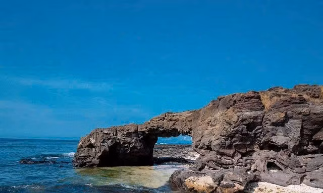 Học sinh lớp 6 đuối nước tử vong khi tắm biển ở Lý Sơn