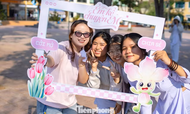 Giúp gen Z nhỏ to chuyện khó nói