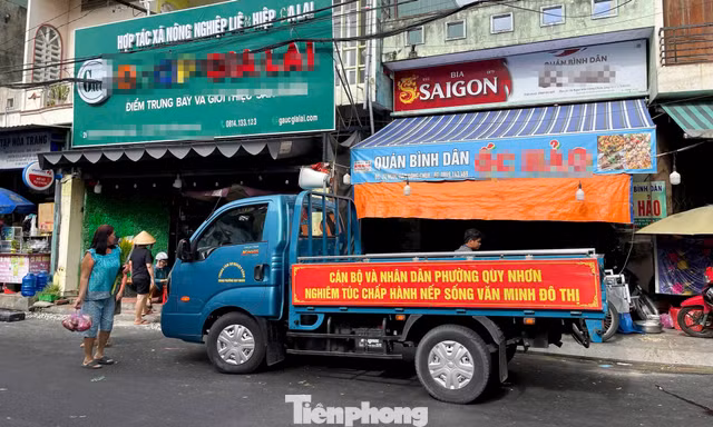 Vỉa hè Quy Nhơn bị chiếm dụng